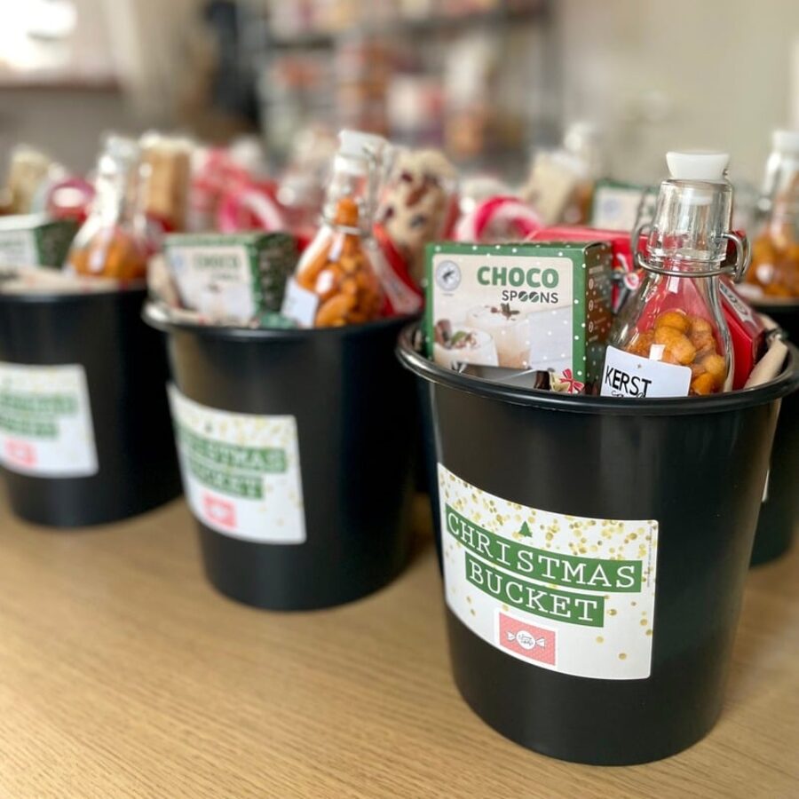Relatiegeschenken kerst met feestelijke verpakking